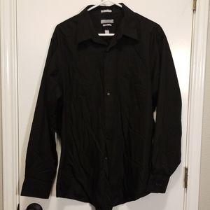 Black button down fitted poplin short